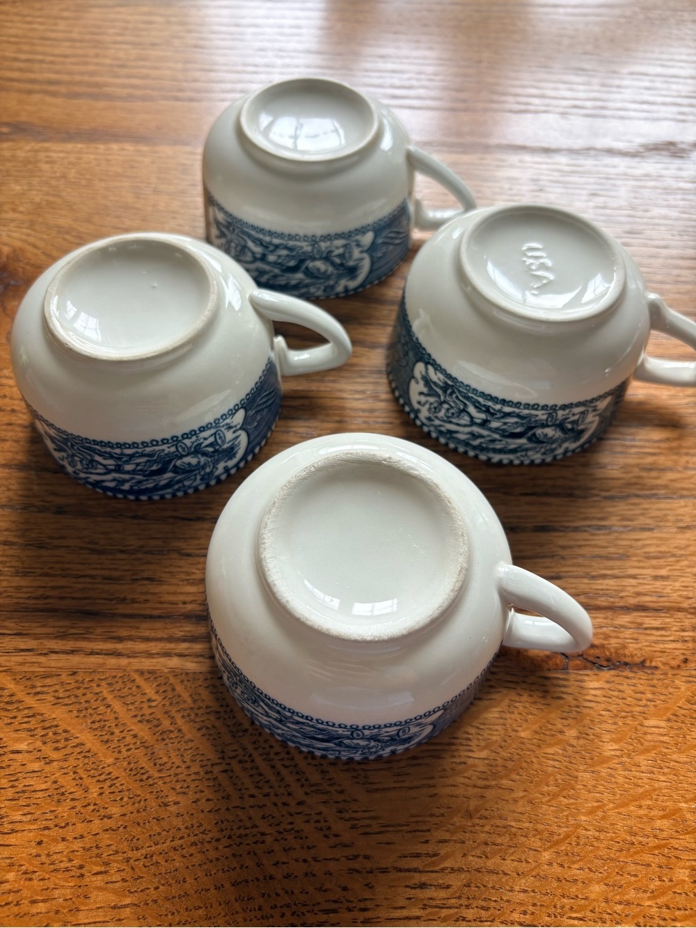 Vintage Currier & Ives Tea Cups - Set of 4 - Picture 4 of 13